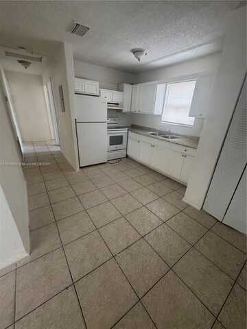 2856 NW 14th St, Fort Lauderdale, FL 33311
