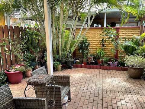 7701 W 36th Ave, Hialeah, FL 33018