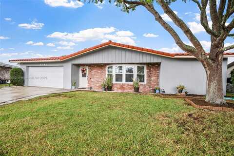 6761 NW 20th St, Margate, FL 33063