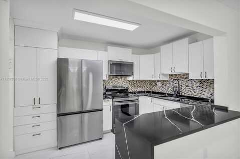 4154 NW 90th Ave, Coral Springs, FL 33065