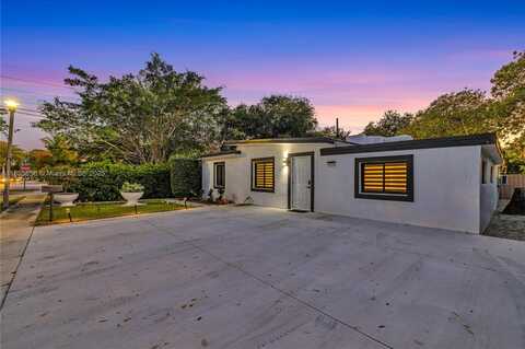 13550 NW 5th Ave, North Miami, FL 33168