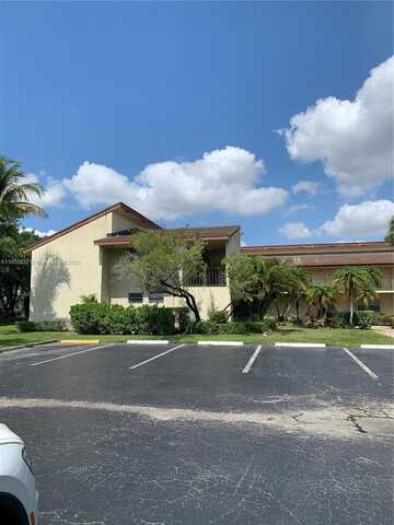 8791 Holly Ct, Tamarac, FL 33321