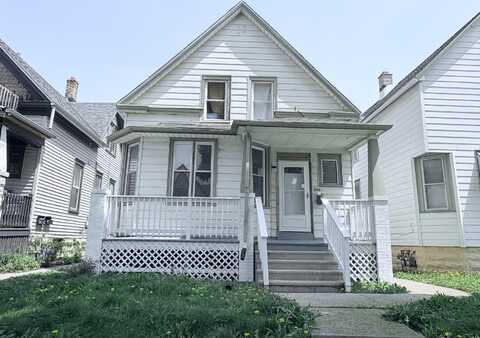 2166 S 6th St, Milwaukee, WI 53215
