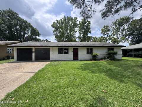 3327 Casa Grande Circle, Jackson, MS 39209