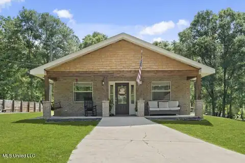 284 Osborn Moody Road, Poplarville, MS 39470