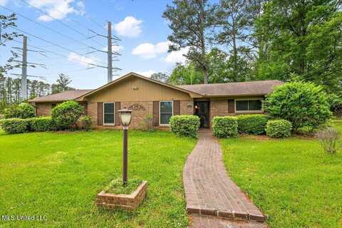 101 Lake Of Pines Drive, Jackson, MS 39206