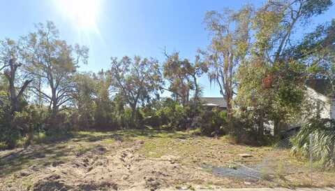 106 E LIME STREET, TARPON SPRINGS, FL 34689