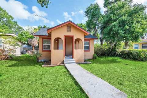 136 W ORANGE AVENUE, LAKE WALES, FL 33853
