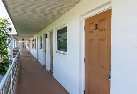 6015 19TH STREET N, Saint Petersburg, FL 33714