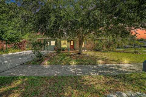 1813 NOVA DRIVE, VALRICO, FL 33596