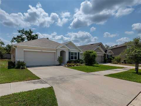 9254 WATOLLA DRIVE, THONOTOSASSA, FL 33592