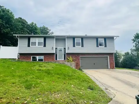 135 Ayr Parkway, Madisonville, KY 42431