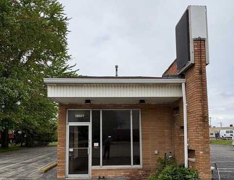 18601 15 Mile, Clinton Township, MI 48035