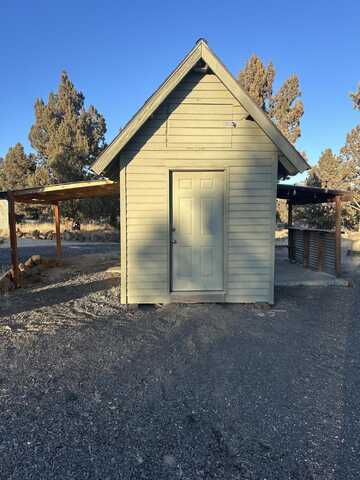 7121 SW Forest Park Road, Culver, OR 97734