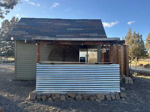 7121 SW Forest Park Road, Culver, OR 97734