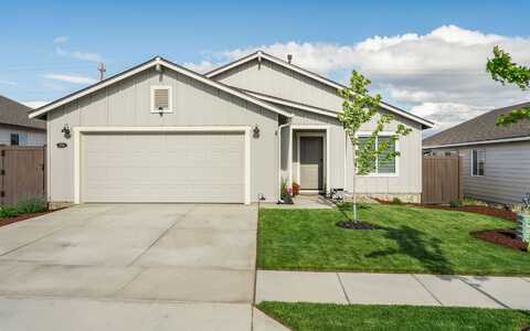 3556 NW 10th Place, Redmond, OR 97756