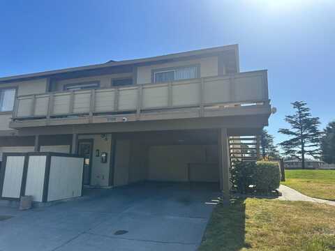 1893 Cherokee DR 4, SALINAS, CA 93906