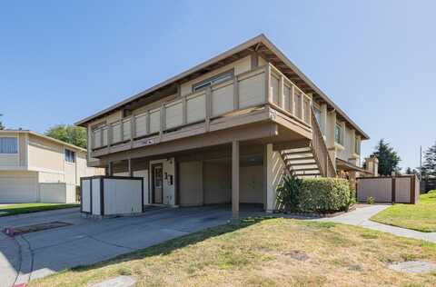1893 Cherokee DR 4, SALINAS, CA 93906
