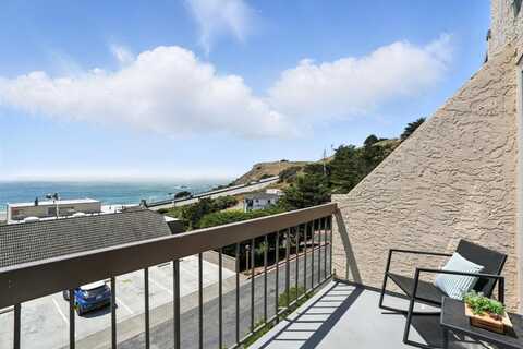 451 Roberts RD, PACIFICA, CA 94044