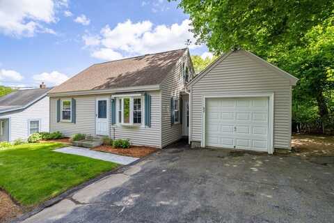 82 Senna Rd, Fitchburg, MA 01420