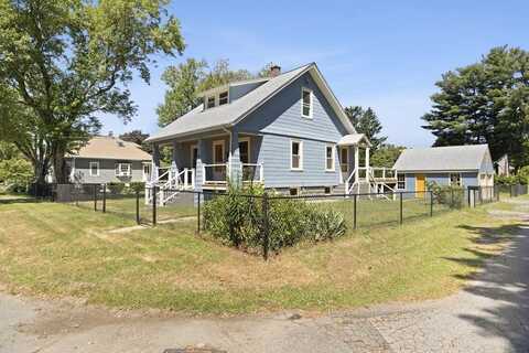 34 Ricard St, Seekonk, MA 02771