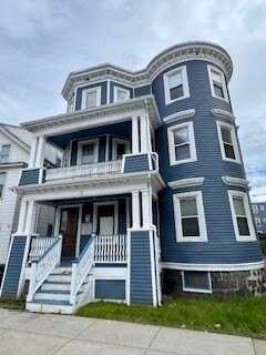 7 Christopher St, Boston, MA 02122