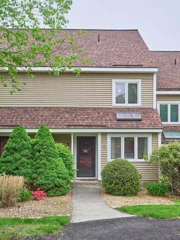 66 Pleasant St, Oxford, MA 01537