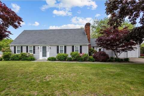 1372 Gardners Neck Rd, Swansea, MA 02777