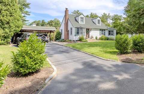 32 Lower Rocky Point Road, Miller Place, NY 11764