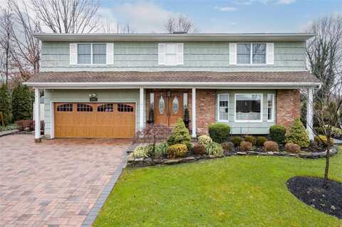 14 Merritts Road, Farmingdale, NY 11735