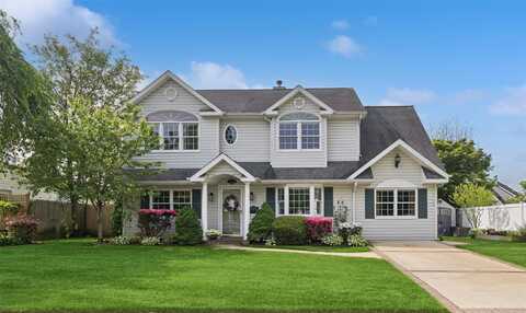 335 Brendan Avenue, Massapequa, NY 11758