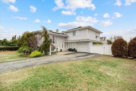 22 Elaine Drive, Oceanside, NY 11572