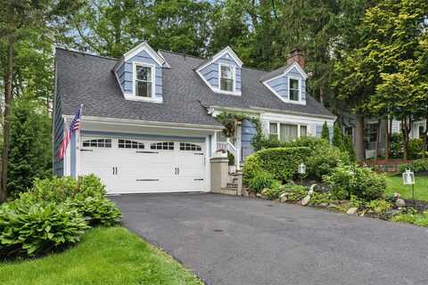 11 Harwood Avenue, Sleepy Hollow, NY 10591