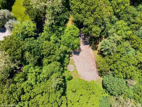 10 High Farms Road, Glen Head, NY 11545