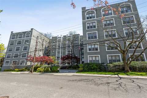 1175 E Broadway, Hewlett, NY 11557