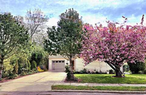 47 Camp Road, Massapequa, NY 11758