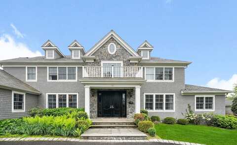 1015 Seven Oaks Lane, Mamaroneck, NY 10543