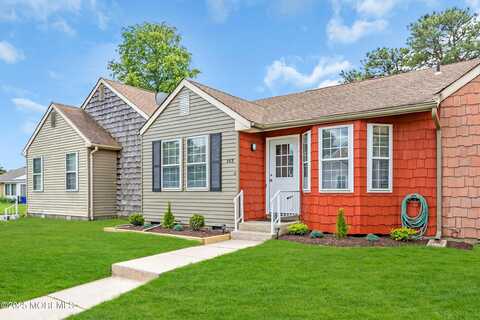 28 Mill Road, Whiting, NJ 08759