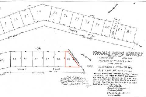 M 12 L 19 Thomas Pond Shore Road, Casco, ME 04015