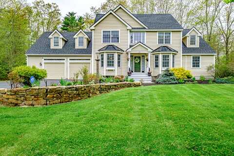10 Hidden Creek Drive, Scarborough, ME 04074