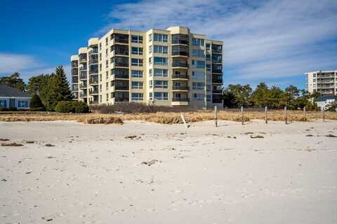 215 E Grand Avenue, Old Orchard Beach, ME 04064