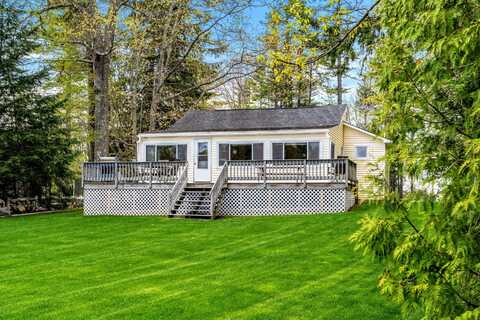 121 Williamson Road, Manchester, ME 04351