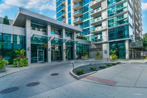 125 S Green Street, Chicago, IL 60607