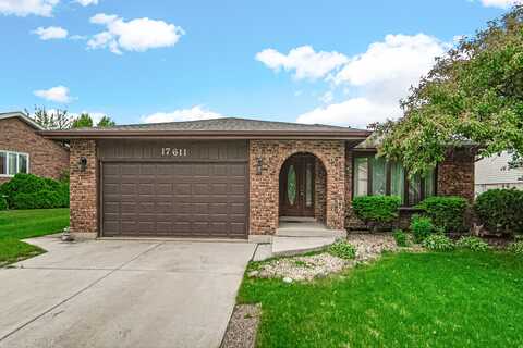 17611 Rosewood Lane, Tinley Park, IL 60487