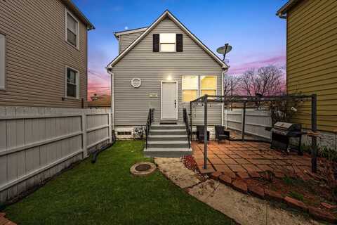 7546 W 61st Street, Summit, IL 60501