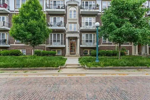 408 N Prairie Street, Champaign, IL 61820