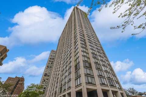 5445 N Sheridan Road, Chicago, IL 60640