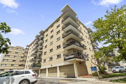 315 Des Plaines Avenue N, Forest Park, IL 60130