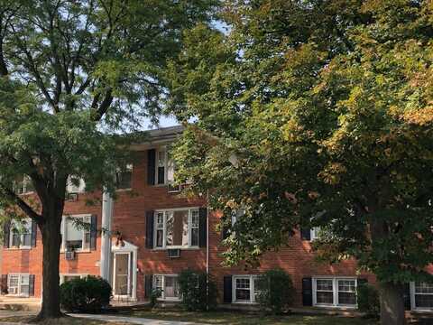 3400 MAPLE Avenue, Brookfield, IL 60513