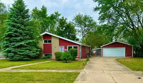 710 W Ridge Road, Villa Park, IL 60181